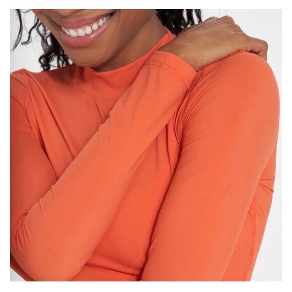 VUORI Dune Crop Swim Top Size XS Grapefruit Orange NEW Long Sleeve Rash Guard - Picture 4 of 10